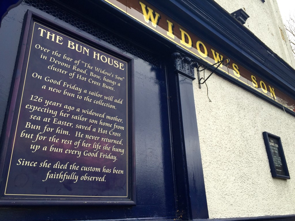 The Widow's Son Hot Cross Buns Story Pub Bow